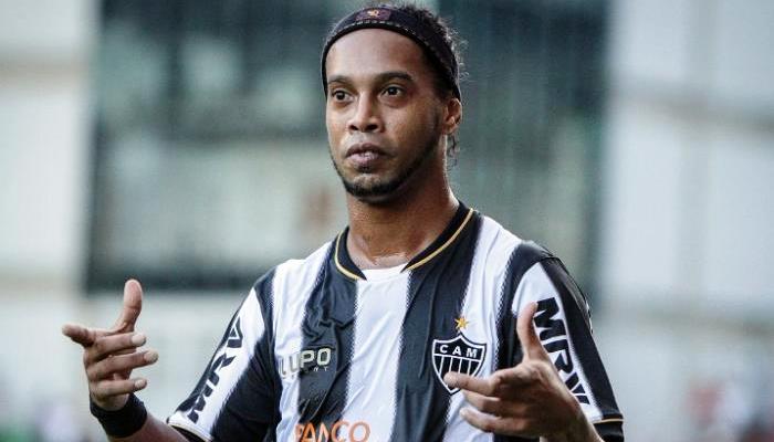 Ronaldinho_America